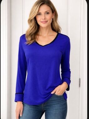 Women's Royal Blue Long Sleeve Top